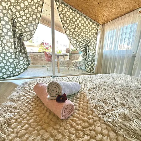 Apartman Kaleici Deniz Yakini Muhtesem Teras Keyfi Antalya