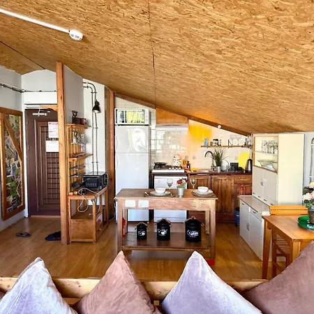 Kaleici Deniz Yakini Muhtesem Teras Keyfi Apartman